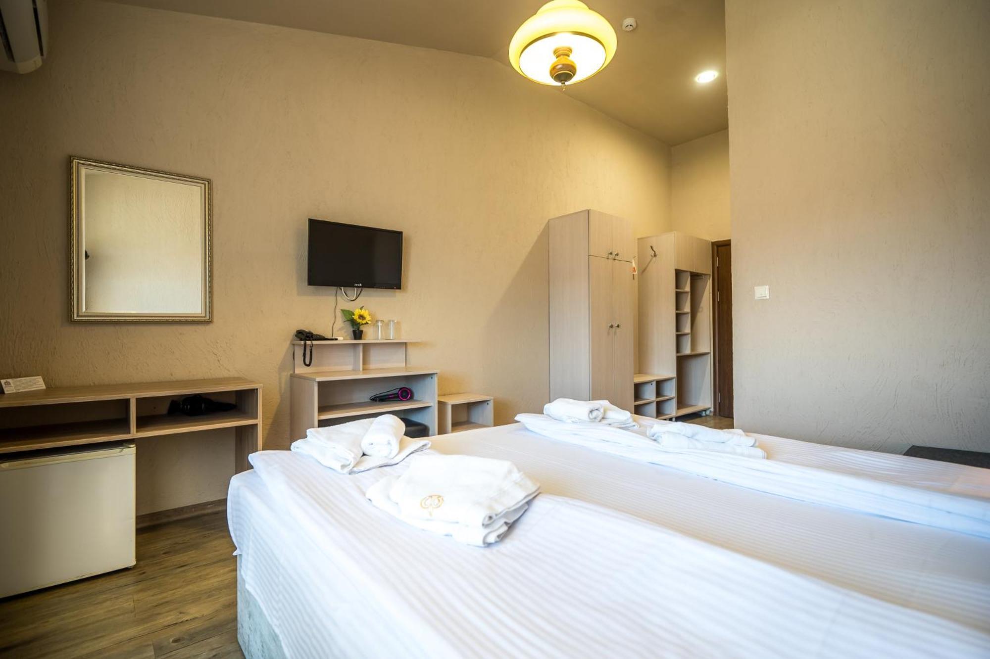 Hotel Royal Bath Banya  Esterno foto