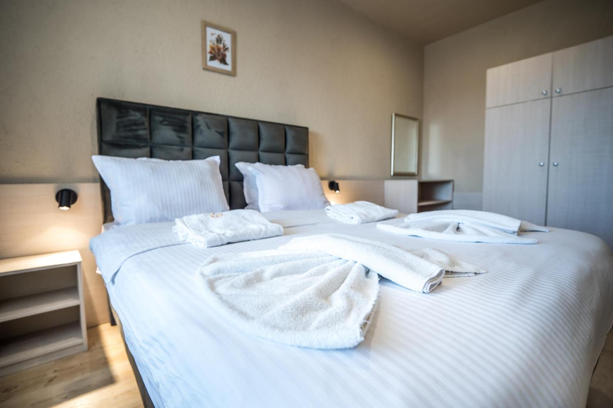 Hotel Royal Bath Banya  Esterno foto